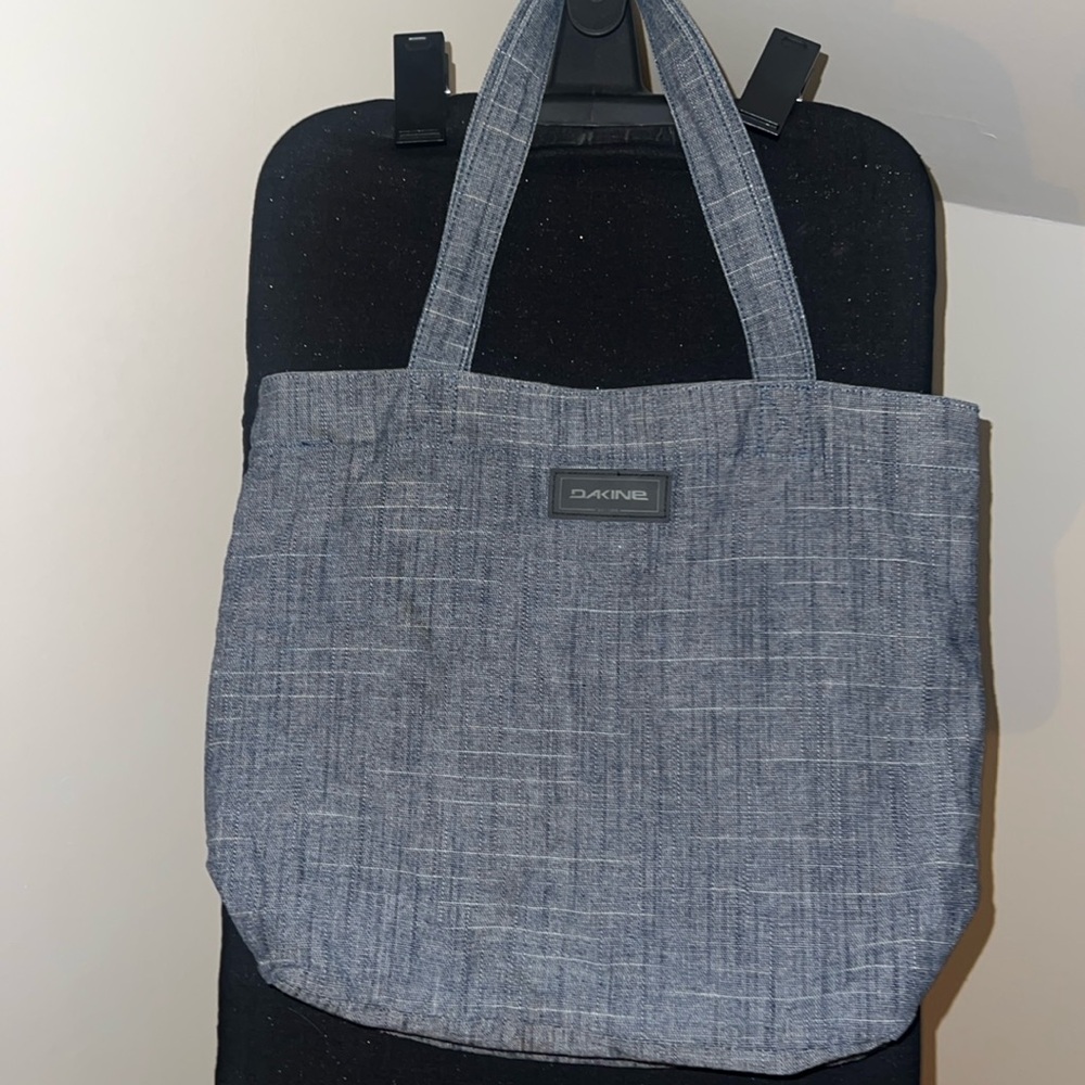 Dakine bag